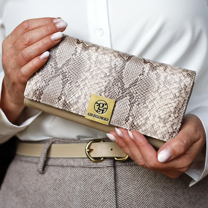 Duży damski portfel skórzany, wytłaczany rysunek skóry węża