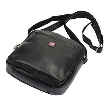 Klasyczna skórzana męska saszetka, przez ramię