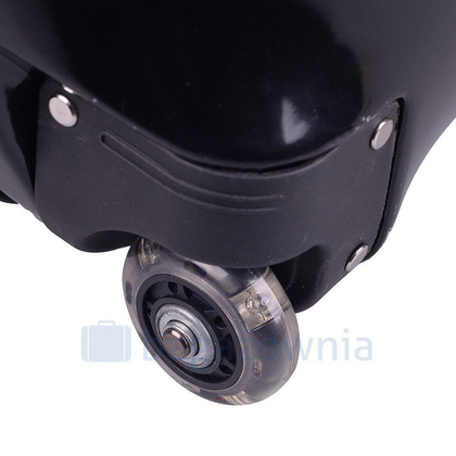 Walizka dziecięca KEMER RGL PINGWINEK Czarno Biała