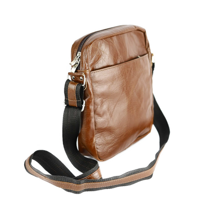 T-09 Listonoszka męska mała-gnieciony koniak KEMER