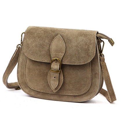 Mała torebka damska- listonoszka, naturalna skóra zamszowa 25-020