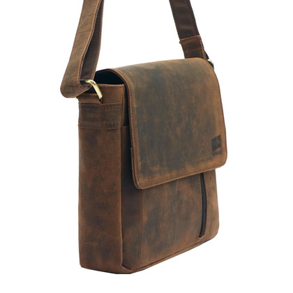 Klasyczna saszetka męska, skóra nubuk, na ramię