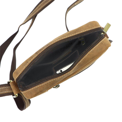 Klasyczna saszetka męska, na ramię, skóra naturalna