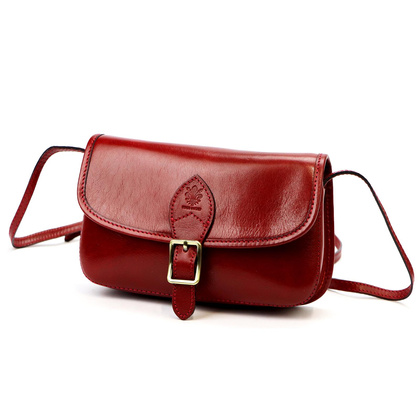 Mała listonoszka na pasku, noszona przez ramię, skóra naturalna 