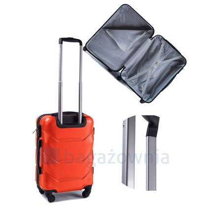 Średnia walizka WINGS 147 M Czarna