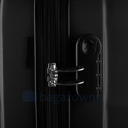 Duża walizka WINGS 159 L Czarna