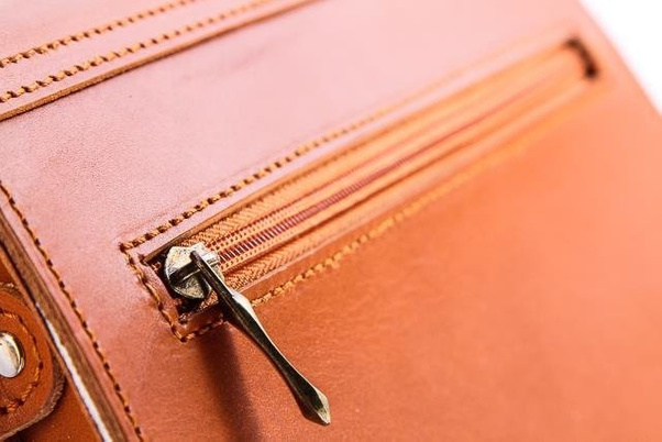 Listonoszka z ćwiekami KEMER VOOC Vintage P39 naturalny