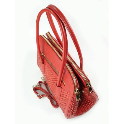 KUFEREK TRZY KOMORY ZŁOTE OKUCIA NA RAMIĘ TOREBKA VERA  PELLE  SKÓRA KRATKA CZERWONA HIT  NM33R