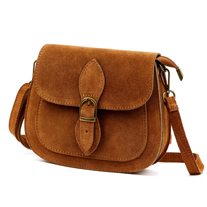 Mała torebka damska- listonoszka, naturalna skóra zamszowa 25-020