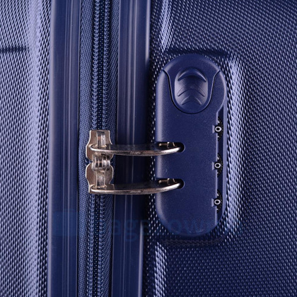 Średnia walizka WINGS 310 M Granatowa