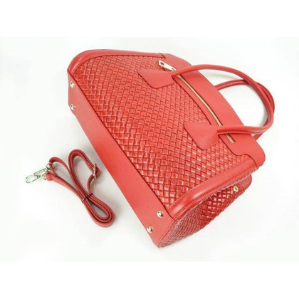 KUFEREK TRZY KOMORY ZŁOTE OKUCIA NA RAMIĘ TOREBKA VERA  PELLE  SKÓRA KRATKA CZERWONA HIT  NM33R