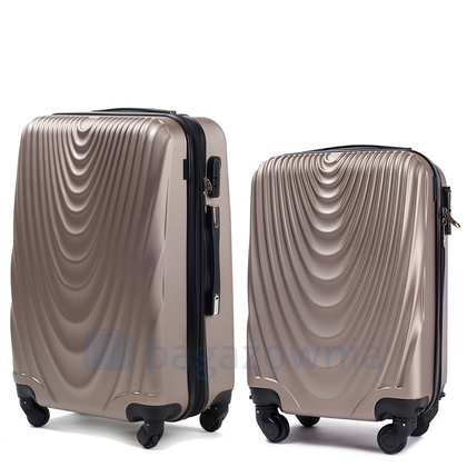 Duża walizka WINGS 304 L Złota