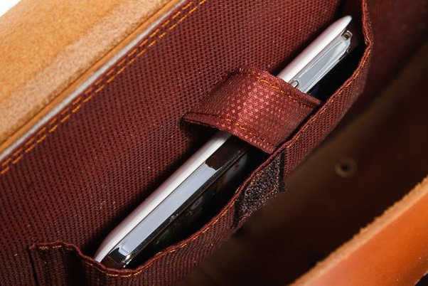 Listonoszka z ćwiekami KEMER VOOC Vintage P39 koniak