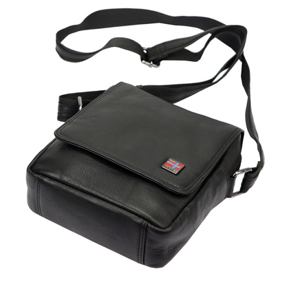 Klasyczna męska torebka- saszetka na ramię, skóra