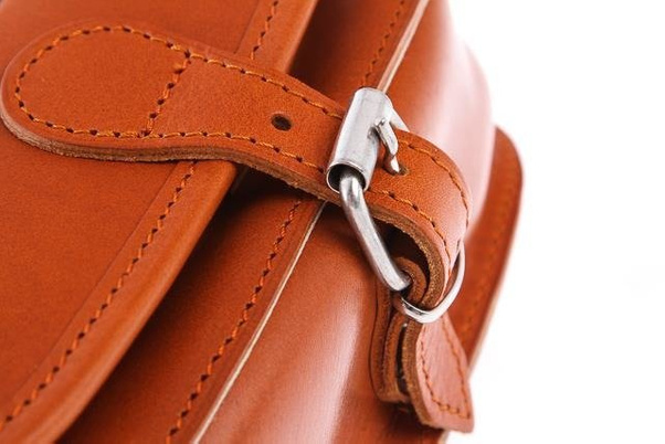 Torebka listonoszka skóra KEMER VOOC Vintage P26 Koniak