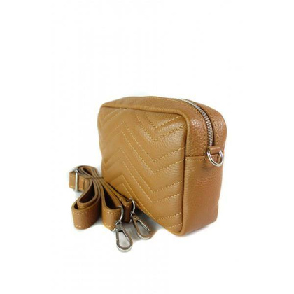 Włoska listonoszka, nerka, przewieszka  Vera Pelle Camel VP1146C