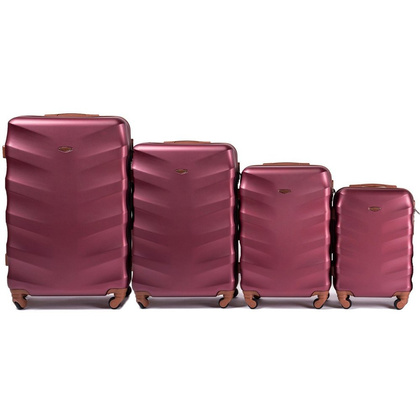 Zestaw 4 walizek WINGS 402 Bordowe