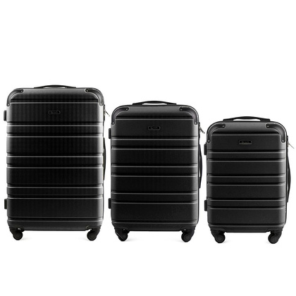 Duża walizka 608 L Czarna