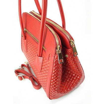 KUFEREK TRZY KOMORY ZŁOTE OKUCIA NA RAMIĘ TOREBKA VERA  PELLE  SKÓRA KRATKA CZERWONA HIT  NM33R