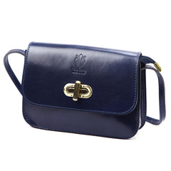 Mała elegancka torebka damska wykonana ze skóry naturalnej 67